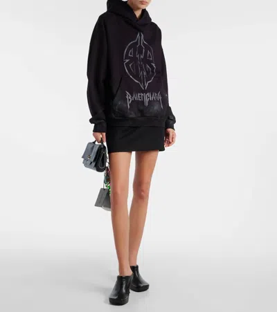 Balenciaga Debossed Logo Heeled Mules In Black