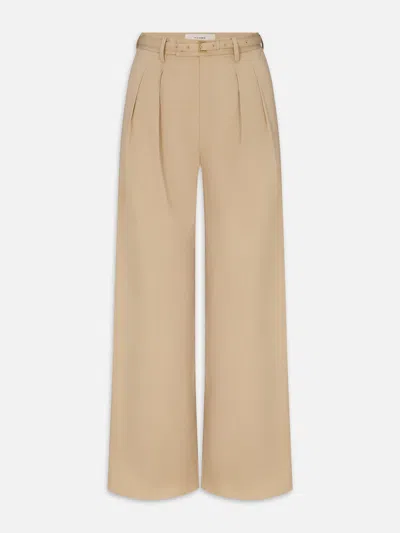 Frame The Pleated Stilt Trouser In Light Khaki In Neutral