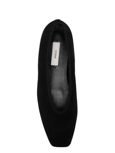 Totême Toteme Flat Shoes In Black