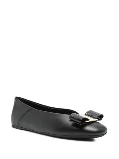 Ferragamo Leather Round Toe Ballerina Shoes With Bow Detail In Black