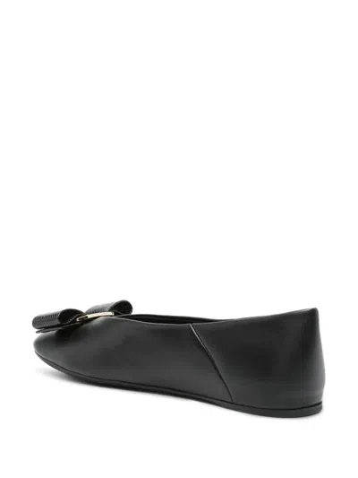 Ferragamo Leather Round Toe Ballerina Shoes With Bow Detail In Black