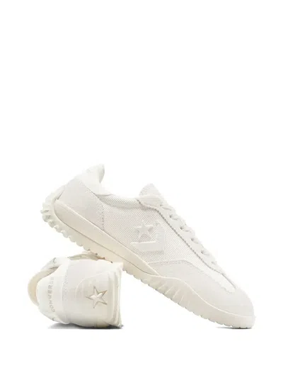 Converse Gender Inclusive Run Star Trainer Ox Sneaker In White