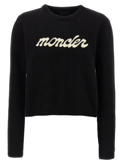 Moncler Cropped Sweater With Contrasting Embroidered Logo In Black