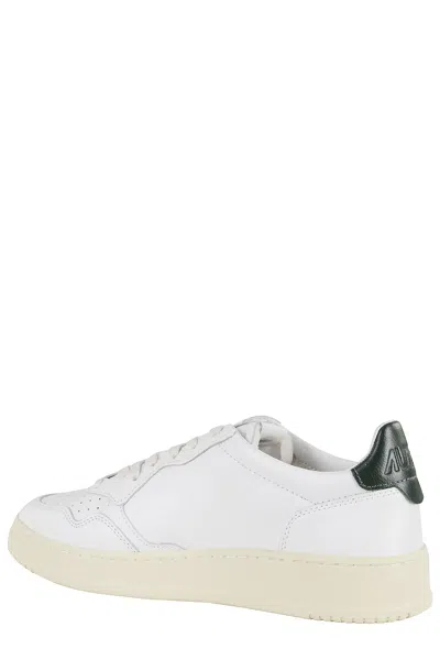 Autry Medalist Low Sneakers In White