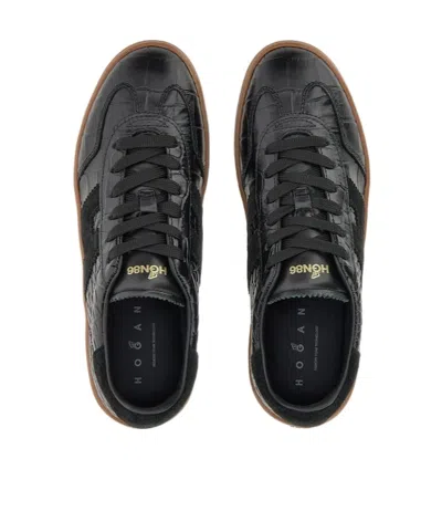 Hogan Black Logo Patch Sneakers In Black