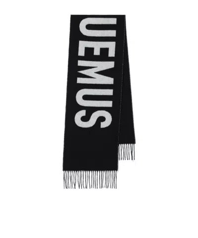 Jacquemus Fringed Scarf In Black