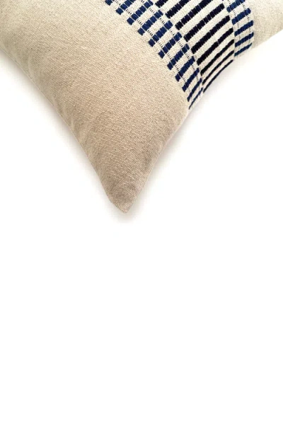 Nimmit Spor Handwoven Pillow In Black