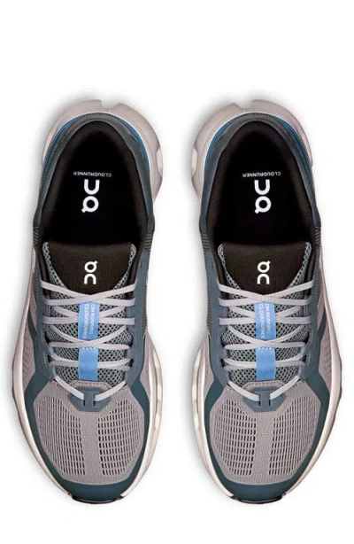 On Cloudrunner 2 Running Shoe In Green