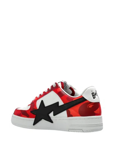 星星贴花运动鞋