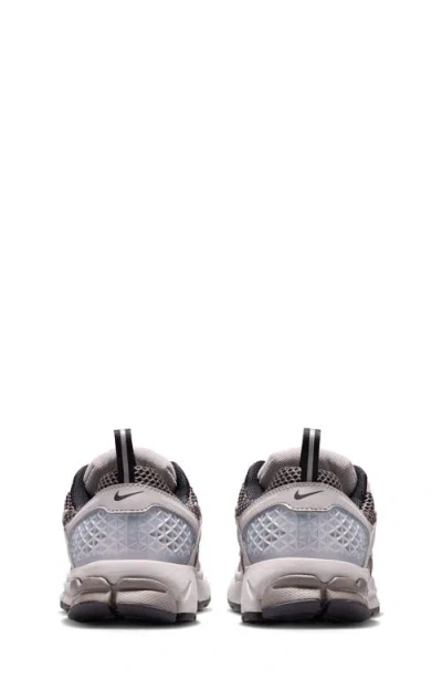 Nike Zoom Vomero 5 Lace-up Sneakers In Green