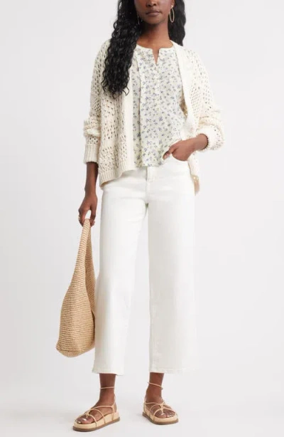 Treasure & Bond Floral Pleated Boxy Top In White