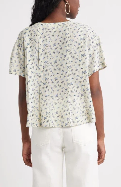 Treasure & Bond Floral Pleated Boxy Top In White