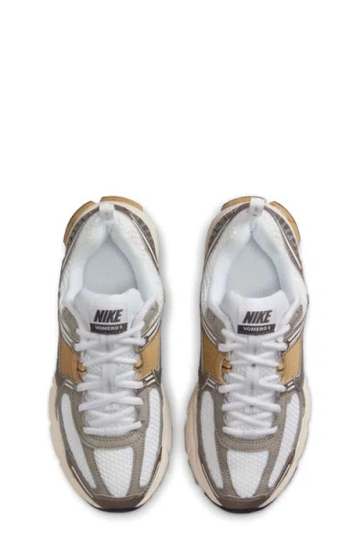 Nike Kids' Vomero 5 Sneaker In Brown