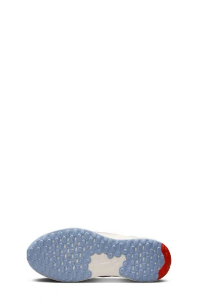 Nike Revolution 7 Sneaker In White