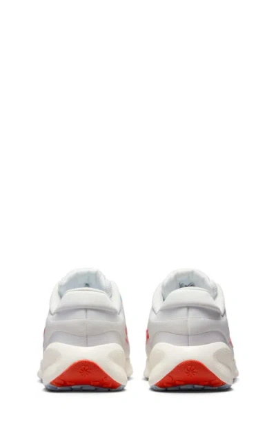 Nike Revolution 7 Sneaker In White
