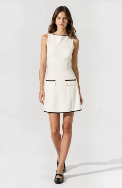 Modenaire Sleeveless A-line Mini Tunic Dress With Contrast Trim And Front Welt Pockets In Multi