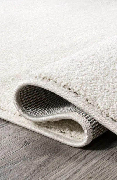 Jonathan Y Haze Solid Low-pile Area Rug In White