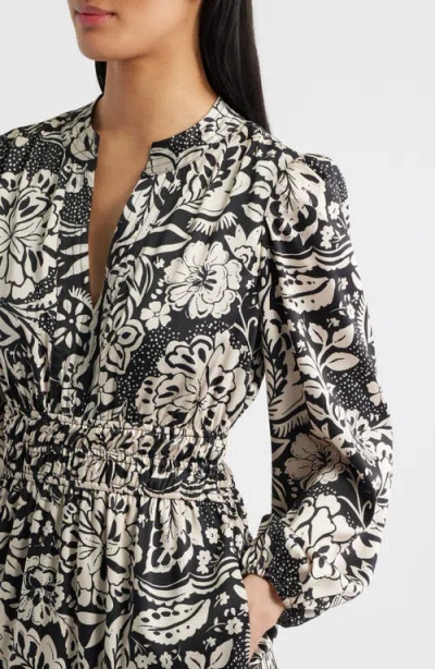 Julia Jordan Two-tone Long Sleeve Maxi Dress In White