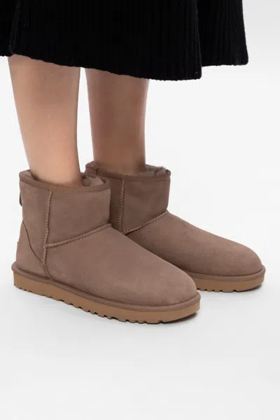 Ugg Mini Classic Ii Beige Pull-on Boots In Suede Woman In Neutral