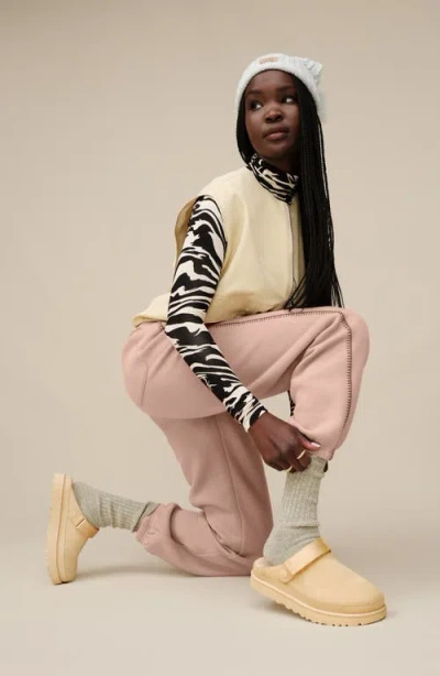 Ugg(r) Goldenstar Clog In Yellow