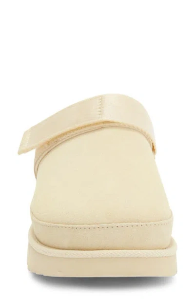 Ugg(r) Goldenstar Clog In Yellow