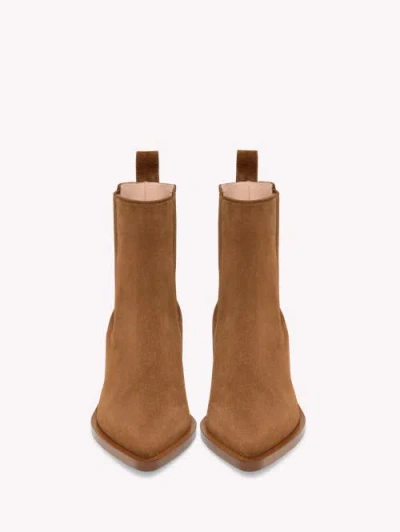 Gianvito Rossi Valentino Garavani V Logo Signature 3cm Palladio In Brown