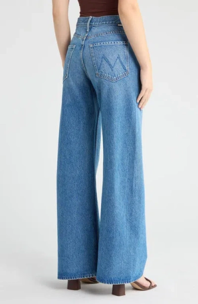 Mother The Lemon Twist Sneak Jeans In Rolling In Dough In Blue