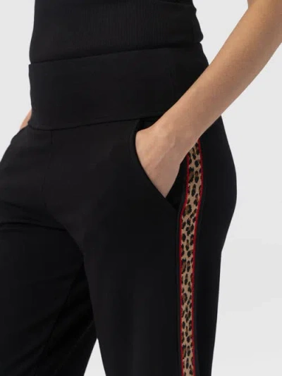 Saint And Sofia Saint + Sofia Runway Pant In Black