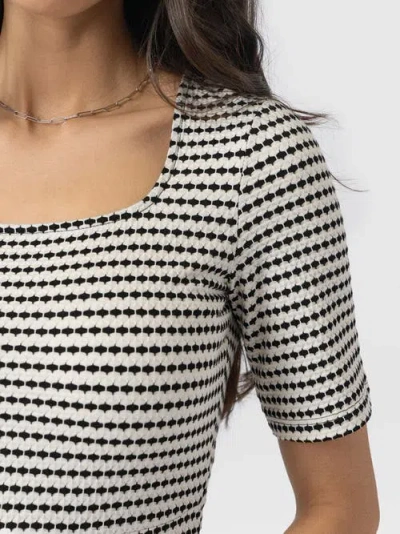 Saint And Sofia Saint + Sofia Darcey Short Sleeve Flared Dress In Gray