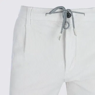 Eleventy Men White Pants With Elastic Drawstring Waist And Tapered Leg In Cotton Blend Stretch Woman In White