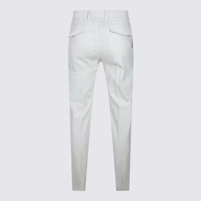 Eleventy Men White Pants With Elastic Drawstring Waist And Tapered Leg In Cotton Blend Stretch Woman In White