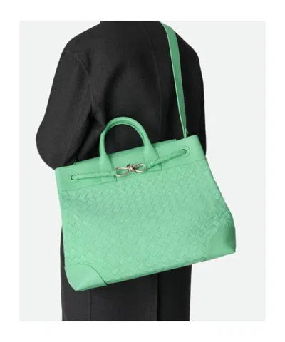 Bottega Veneta Andiamo Voyager In Red