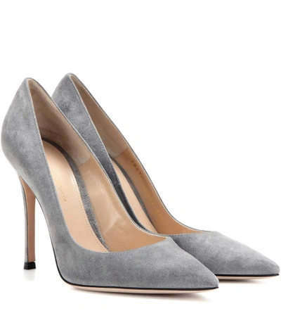 Gianvito Rossi Gianvito 105 Suede Pumps In Light Gray