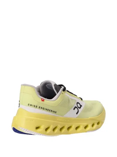 On Cloudtec Trainers In Green