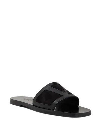 Valentino Garavani Superstar Leather Sandals For Modern Elegance In Black