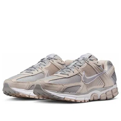 Nike Men's Zoom Vomero 5 Shoes In Multi