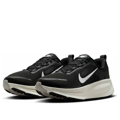 Nike Vomero 18 Running Shoe In Black