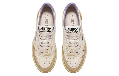 Autry (wmns)  Medalist Super Vintage Leather Low Sneakers 'white Black Tan Purple' In Multi