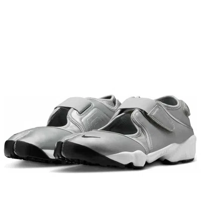 Nike (wmns)  Air Rift Leather 'metallic Silver' In Multi