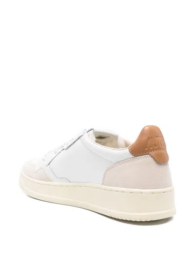Autry Low-top Sneakers With Suede Inserts And Contrasting Heel In Brown