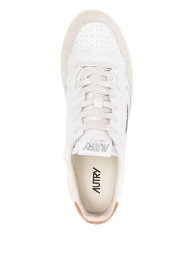 Autry Low-top Sneakers With Suede Inserts And Contrasting Heel In Brown