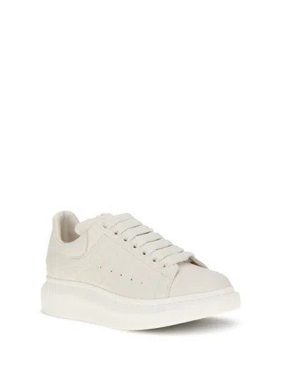 Alexander Mcqueen Oversized Sne In White