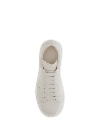 Alexander Mcqueen Oversized Sne In White