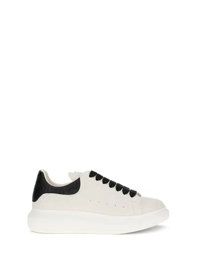 Alexander Mcqueen Leather Sneakers With Contrasting Heel Tab In Sand