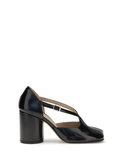 Maison Margiela Tabi Pumps Sandals In Black