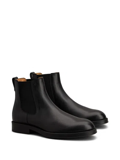 Tod's Leather Chelsea Boots In Black