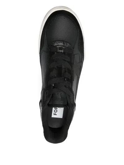 Golden Goose Low Top Leather Sneakers With Contrast Sole In Black