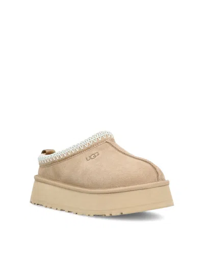 Ugg Ali In Sand