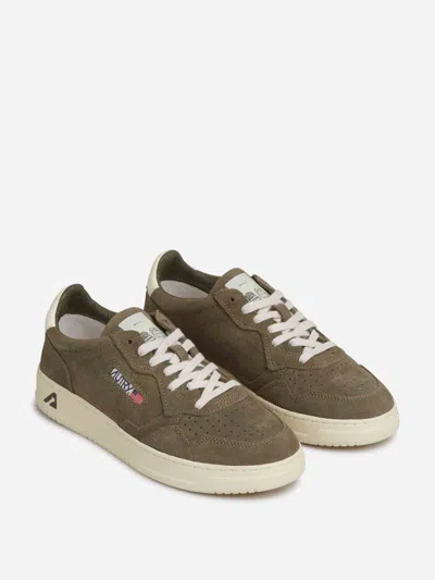 Autry Medalist Low-top Suede Sneakers In Gray