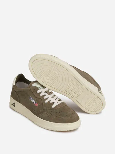 Autry Medalist Low-top Suede Sneakers In Gray